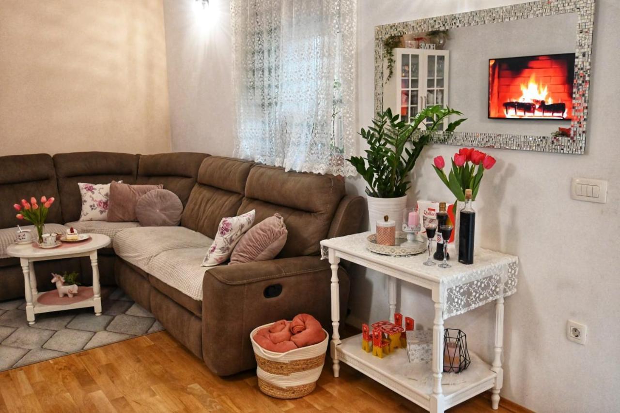 Apartment Petra สปลิท ภายนอก รูปภาพ