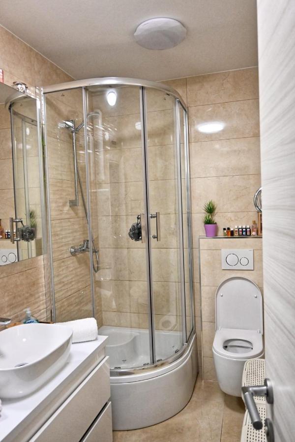 Apartment Petra สปลิท ภายนอก รูปภาพ