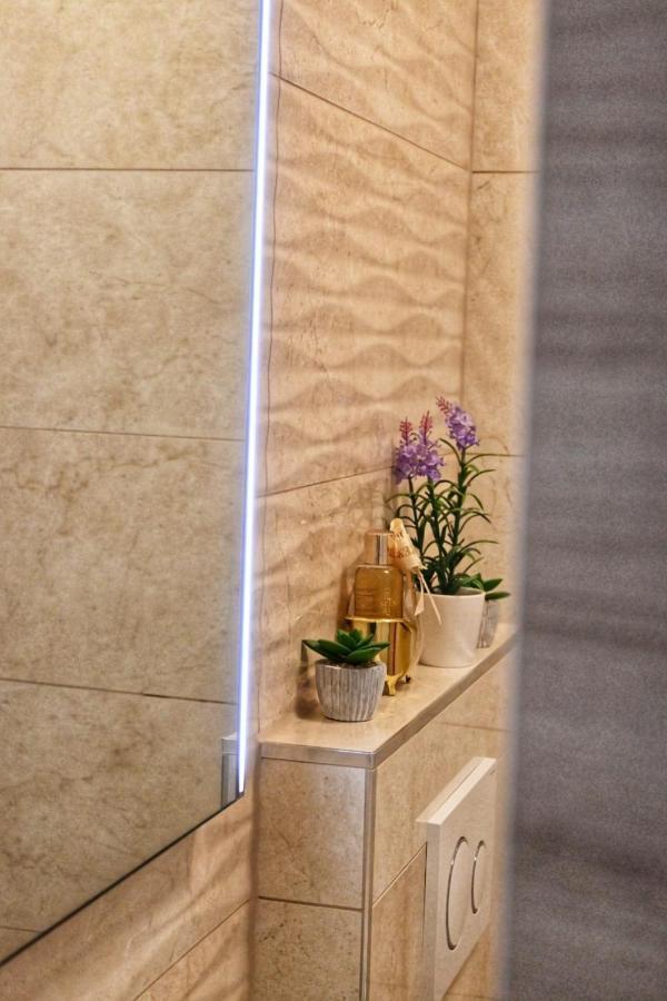 Apartment Petra สปลิท ภายนอก รูปภาพ