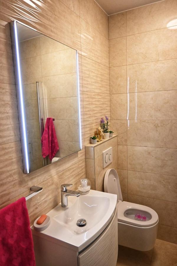 Apartment Petra สปลิท ภายนอก รูปภาพ